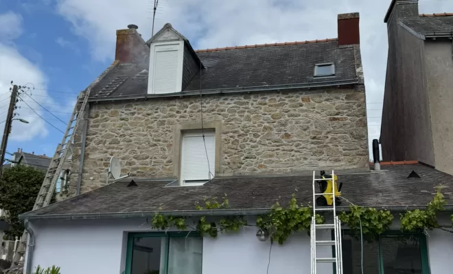 Nettoyage de toiture à l'orient, Lorient, COUVREUR.TA